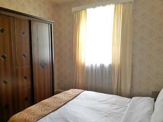 Дома для отпуска Your Getaway Home Ереван Дом с 5 спальнями-12