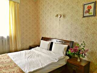 Дома для отпуска Your Getaway Home Ереван Дом с 5 спальнями-4